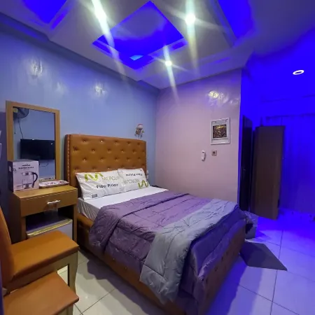 Twin Villa Hotel