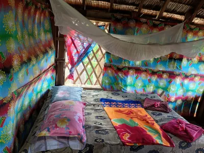Glowing view tree house and Bangalow Hotels in 