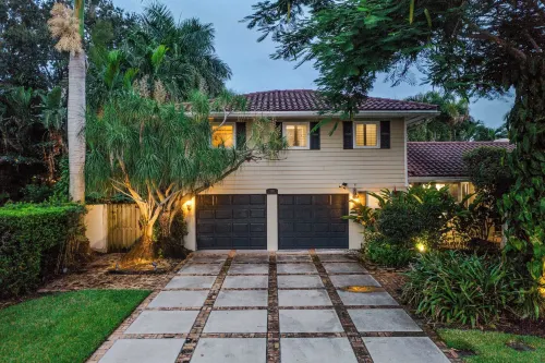 Coral Ridge Getaway by Avantstay Pool, Hot Tub, Billiards + 5mins to Beach!