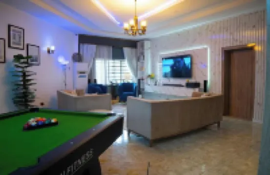 Supreme Apartments
