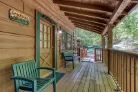 Er50 - Creekside - Great Location. Close to All the Action! 2 Bedroom Cabin by RedAwning
