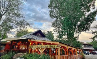 Boulder Mountain Lodge