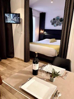 Appart'hôtel - Seclin-Appartements Hotels in Seclin