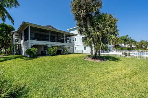 295 Ostego Dr - Gorgeous Bay Front Home 4 Bedroom Home by Redawning
