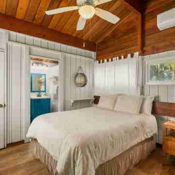 Kauai Aliomanu 2 Bedroom Home Rooms