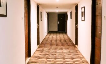 Hotel Clarks Collection Bhavnagar