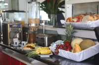 Marigot Beach Club & Dive Resort - Breakfast