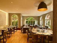 皇家棕櫚廣場度假飯店