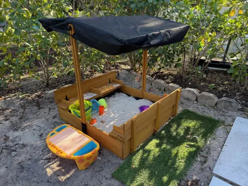 BEST LOCATION, Few min walk, Bike to Deerfield Beach and Pier. one acre property