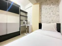 Cozy 2Br Apartment at Pinewood Jatinangor - Parkplatz