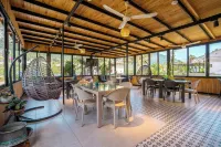 Karaoz Sapphire Bungalows Hotels in Mavikent Mahallesi