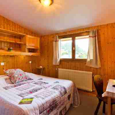 Logis Hôtel la Boule de Neige Rooms