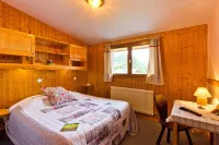 La Boule de Neige Hotels in Samoens