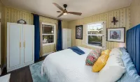 Magical-Dwntwn Lodi, Hot Tub, Firepit, Wine Tasting, Backyard Oasis