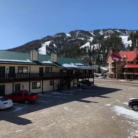 Ponderosa Lodge, an Ascend Collection Hotel