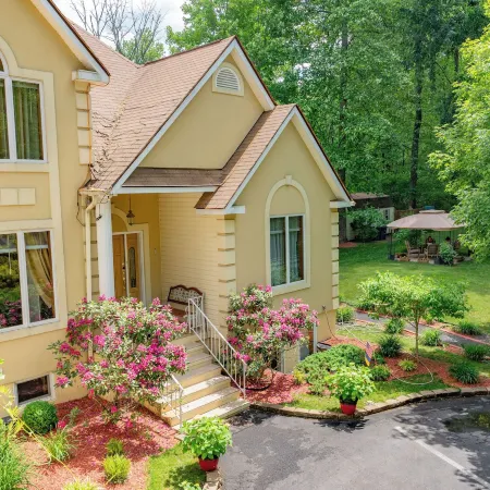 Cherry Valley Manor