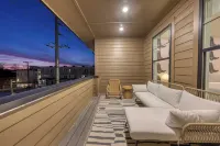 98 Degrees by Avantstay Covered Balcony Lounge Newly Built 4bdr Home