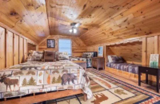 Tower Hill Lodge- Mtn View w/ Hot Tub