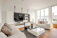 Luxury penthouse Leipzig Markt/ Thomaskirche with 5 comfortable double bedrooms