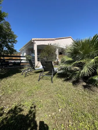 Magnificent villa for 2 to 8 people with private pool - close to the sea Отели в г. Гизоначча