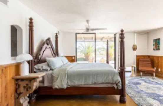 Private villa on 8acres with heated pool and spa.  10 mins. From JTNP entrance.