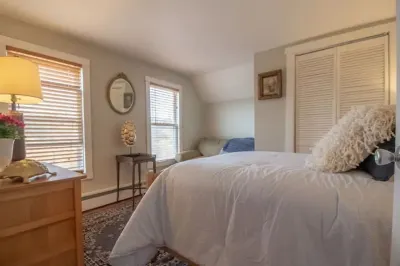 Inn at High Falls Hotel dekat Minnewaska State Park Preserve