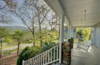 Suite 1, Quick Stroll to Downtown Black Mountain