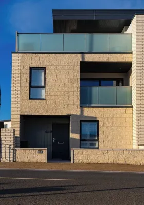 Wight Stone Luxury Townhouse - Breathtaking Views Hotels in Sandown