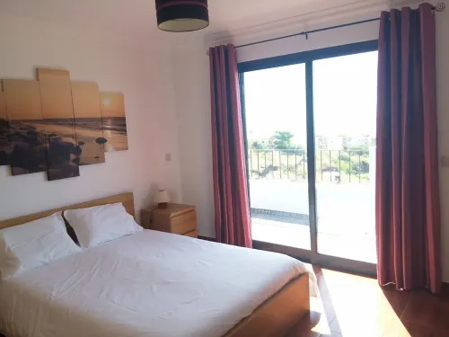 Sidewalk Cottage 카니코 호텔