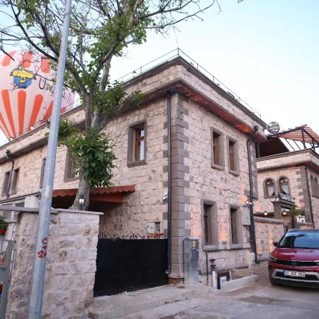 Capavista Cave House Отели рядом с достопримечательностью «Al Nazar Church»