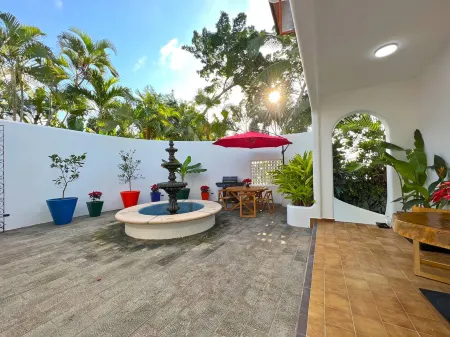 Beach Front, Amazing, Private Home Отели в г. Компостела