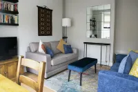 Classic 2 bedroom apartment
