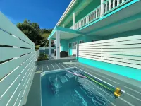 Hillside Escape- Private Pool & Breathtaking Sunset over the Town - piscina
