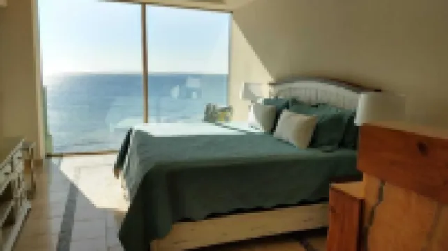 Casa 603- Tessoro Luxury Beachfront Condo- Las Conchas