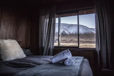 Secluded Rustic Cabin near Twizel Hotels near Lake Ohau
