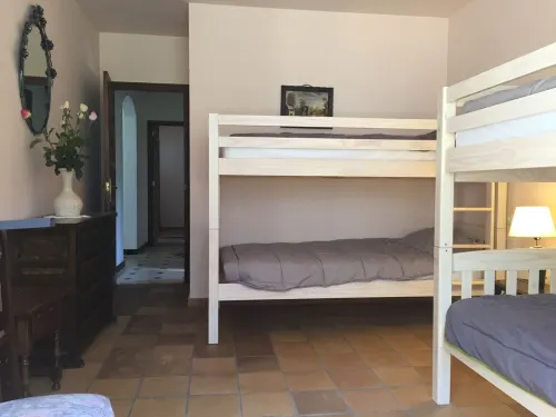 Typical Costa Brava villa with 4 bedrooms and 3 bathrooms, swimming pool and sea view