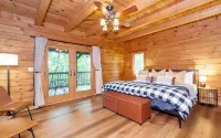 Bourbon Trail Cabin -- Central to the Distilleries - 4-Star