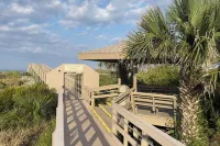 Ocean Gallery-Spacious Ground Floor Big Sur-lagoon view, only steps to the beach