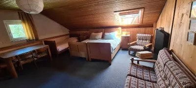 ATI Chalet-style apartment from the 1800s in the heart of Ortisei Hotels in der Nähe von Seceda