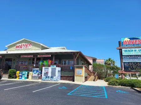 Moonraker 19, Best Value in Gulf Shores!! Low Fall Rates! Отели рядом с достопримечательностью «W Beach Blvd»