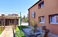 Apartment for couples near the sea Umag Hotels in 