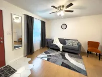 Cozy & bright 2-bedroom townhouse in Alachua Hotels in Alachua