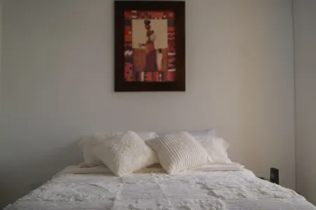 Modern studio apartment in the center of Armenia. Отели рядом с достопримечательностью «Parque del Cafe»