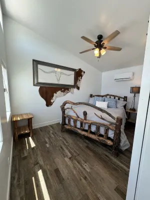 Lucky Lake 208 Tiny Home A Hotel a Heyburn