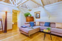Beautiful tropical villa, private pool & jacuzzi -Close to the lagoon, village center