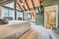 2 Mi to Tahoe Donner Ski Resort Forest-View Haven - Pet friendly