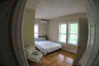 New Home Private Pool/Hot Tub Near Meredith Center