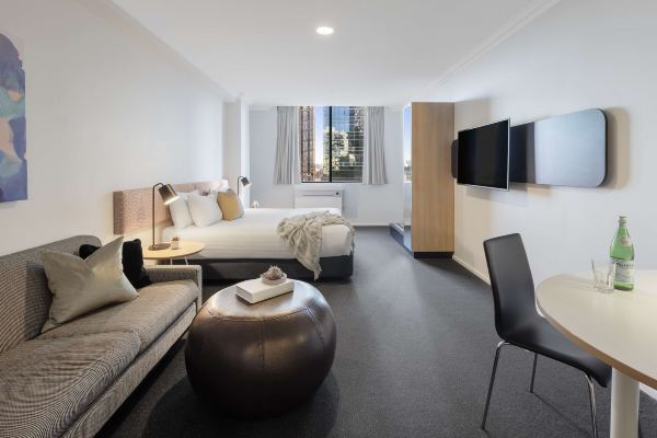 Oaks Perth Hotel Hotele w: Perth