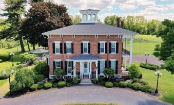 The Inn at Burnap's