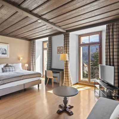 Le Saint Georges Hotels near La Maison du Gruyere a Pringy